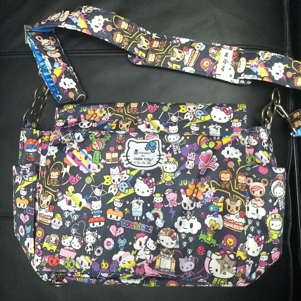 Ju-ju-be Tokidoki Hello Kitty Dream World BetterBe